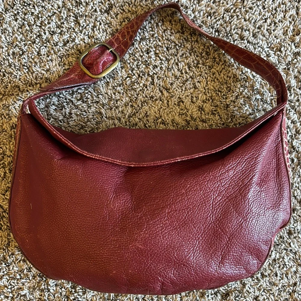 Petusco Burgundy Leather Shoulder 90s‎ Bag
